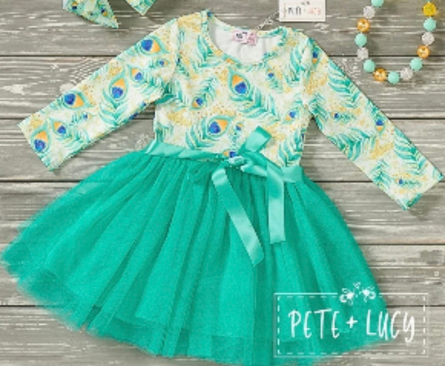 Moo In Bloom Capri Set By Pete + Lucy